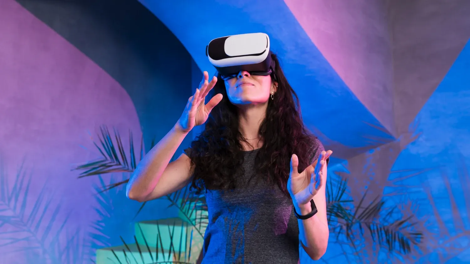 Step Into Virtual Reality